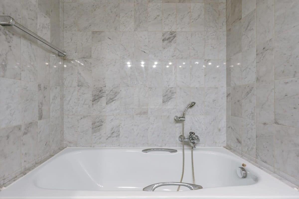 קנוקה-הייסט Huswell - Authentic Apartment With Terraces And Parking מראה חיצוני תמונה
